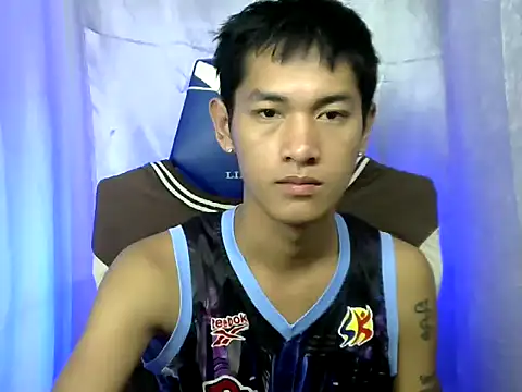 riks tyler online show from 10-22-25, 02:38