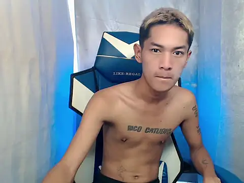 riks tyler online show from 12-22-25, 02:44