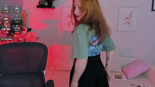Violet Griffen online show from 07-19-26, 04:04