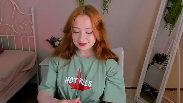 Violet Griffen online show from 06-24-26, 03:43