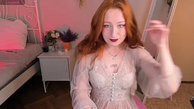 Snapshot of Violet_Griffen chatting on 05-30-26, 04:01 Violet Griffen online show from 05-30-26, 04:01