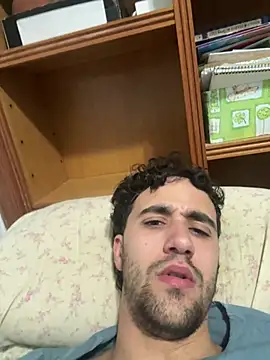 aavrdvh33 online show from 01-17-26, 03:43