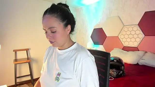 ArielleWilde online show from 11-14-25, 03:32