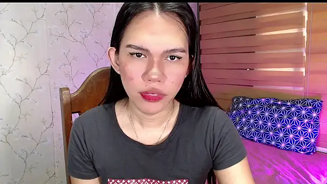 TssluttyNikka online show from 09-17-25, 04:03