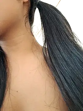 Michell em online show from 12-22-25, 06:52