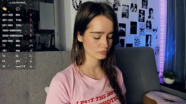 lovelyalivia online show from 12-05-25, 09:30