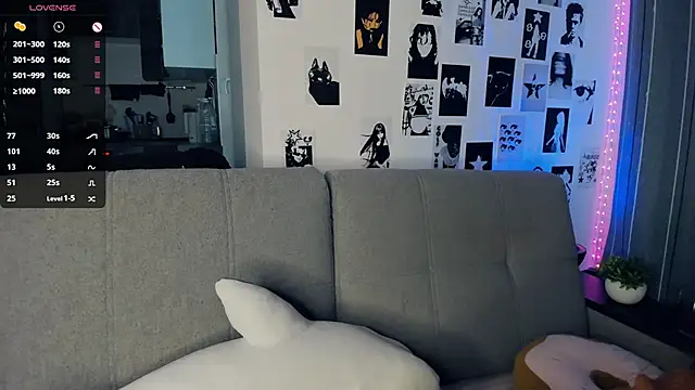 lovelyalivia online show from 11-06-25, 09:24