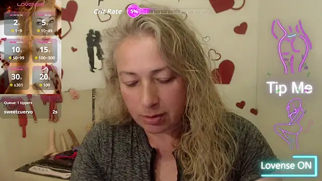 Snapshot of sofiacurvy_45 chatting on 09-08-25, 07:46 sofiacurvy 45 online show from 09-08-25, 07:46