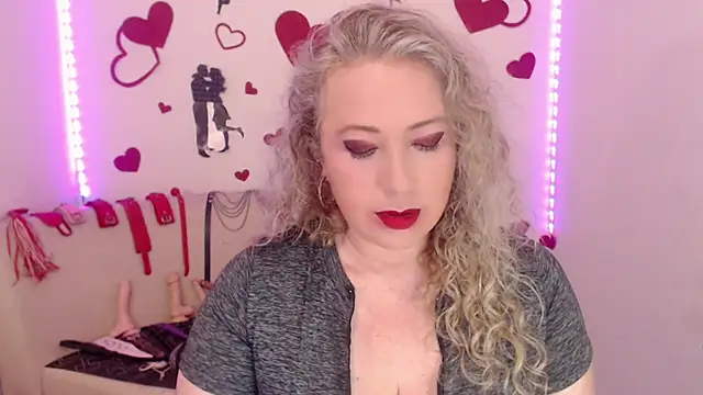 sofiacurvy 45 online show from 11-14-25, 09:51