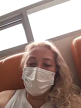 sofiacurvy 45 online show from 04-15-26, 05:28