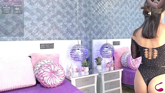 Mhia Sweet  online show from 09-20-25, 09:42