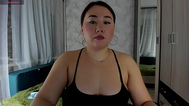 emilia mur online show from 06-22-26, 06:16