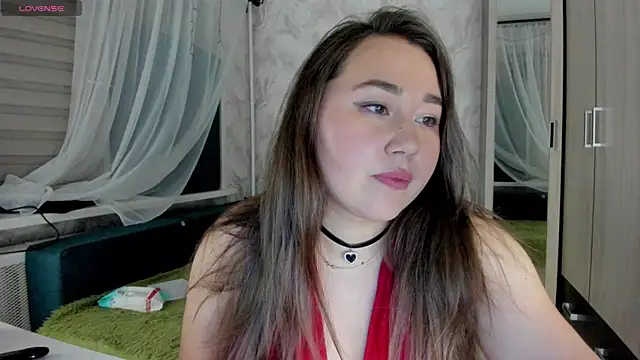 emilia mur online show from 07-15-26, 09:11