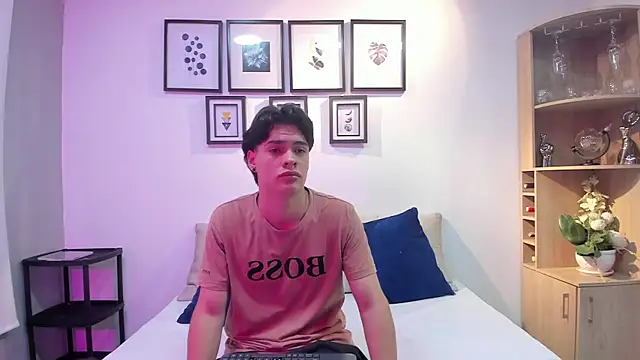 BenitoSaenz online show from 09-27-25, 12:44