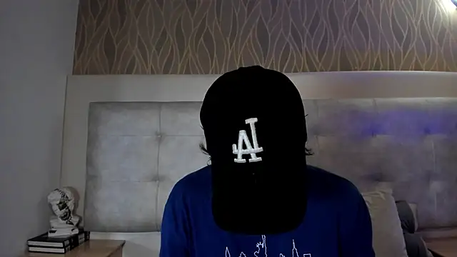 Snapshot of BenitoSaenz chatting on 02-10-26, 02:49 BenitoSaenz online show from 02-10-26, 02:49