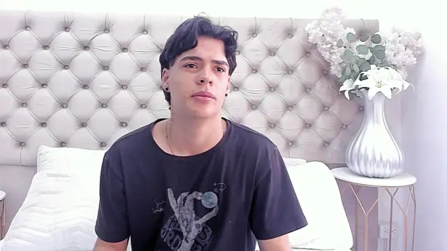 BenitoSaenz online show from 09-21-25, 12:32