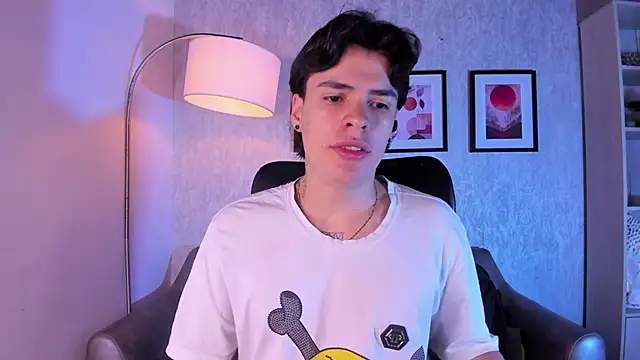 BenitoSaenz online show from 12-01-25, 12:17