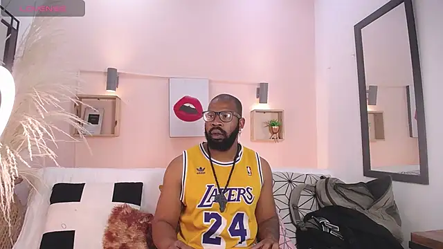 Snapshot of King_Malik chatting on 09-14-25, 01:11 King Malik online show from 09-14-25, 01:11