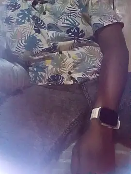 Snapshot of OnlyMoneyIwanT chatting on 09-26-25, 09:10 OnlyMoneyIwanT online show from 09-26-25, 09:10