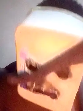 Snapshot of OnlyMoneyIwanT chatting on 09-30-25, 09:37 OnlyMoneyIwanT online show from 09-30-25, 09:37