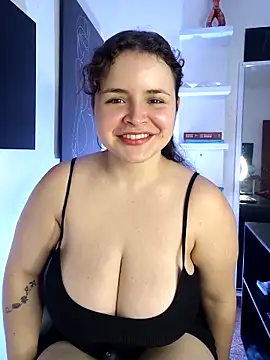 SeleneLuminari8 online show from 04-13-26, 03:49