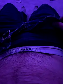 leroy9501 online show from 10-19-25, 01:08