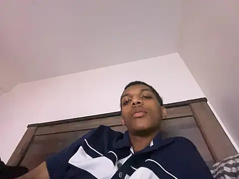 Snapshot of zeeeky_33deep chatting on 07-05-26, 07:04 zeeeky 33deep online show from 07-05-26, 07:04