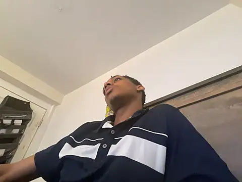 Snapshot of zeeeky_33deep chatting on 07-08-26, 04:35 zeeeky 33deep online show from 07-08-26, 04:35