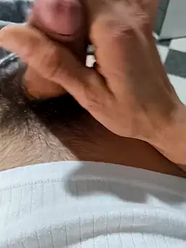 Franmrd95 online show from 12-17-25, 01:10