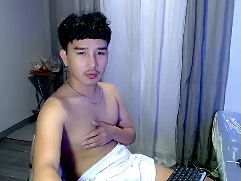 Snapshot of cute_richard24 chatting on 06-27-26, 08:53 cute richard24 online show from 06-27-26, 08:53