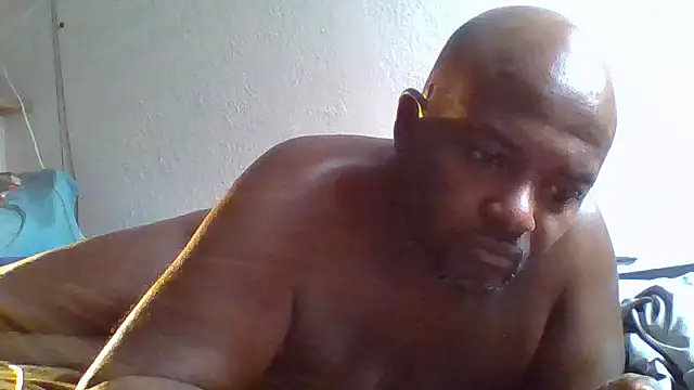 Snapshot of JezOne555 chatting on 02-12-26, 06:18 JezOne555 online show from 02-12-26, 06:18