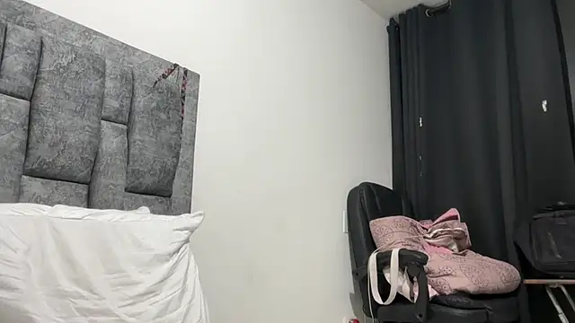 Sophia copper online show from 10-01-25, 03:11
