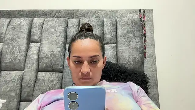 Sophia copper online show from 10-03-25, 03:52
