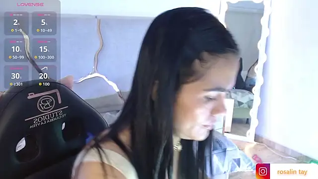 Rosalind tay online show from 11-27-25, 03:56