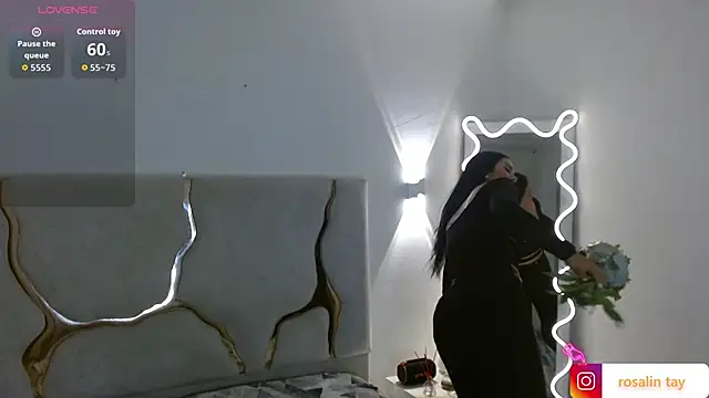 Rosalind tay online show from 11-08-25, 11:03