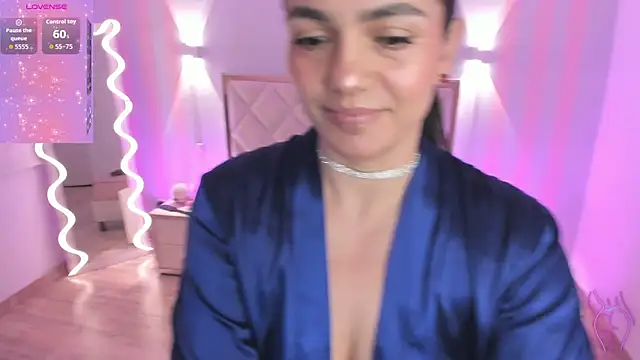 Snapshot of Rosalind_tay chatting on 04-16-26, 11:11 Rosalind tay online show from 04-16-26, 11:11