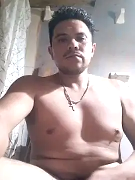 Snapshot of Luk909090 chatting on 05-15-26, 10:35 Luk909090 online show from 05-15-26, 10:35