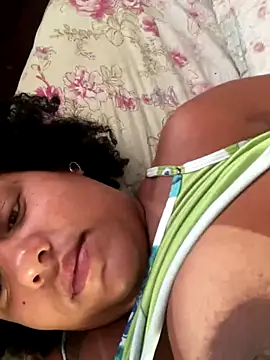 morenaluaa online show from 10-07-25, 09:54