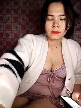 Ladygirl x online show from 12-18-25, 06:12