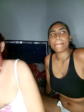 Chloe Sky love online show from 10-16-25, 05:16