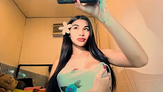 Snapshot of Ms_Monica chatting on 04-22-26, 07:37 Ms Monica online show from 04-22-26, 07:37
