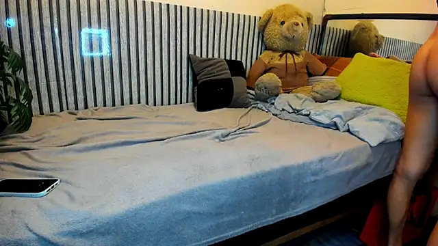 Snapshot of Ms_Monica chatting on 05-10-26, 07:56 Ms Monica online show from 05-10-26, 07:56