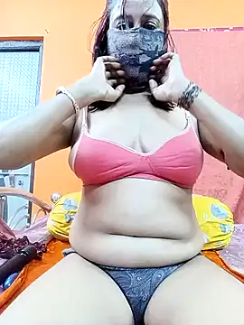 Hotpuja25 online show from 11-08-25, 03:59