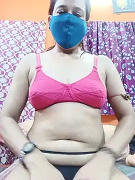 Hotpuja25 online show from 06-10-26, 05:58