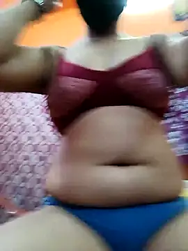 Hotpuja25 online show from 06-28-26, 04:41