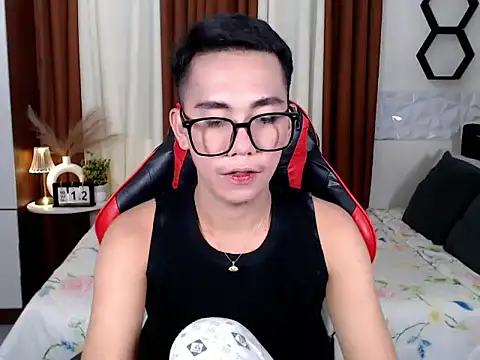 drinkmycumx online show from 02-12-26, 12:49