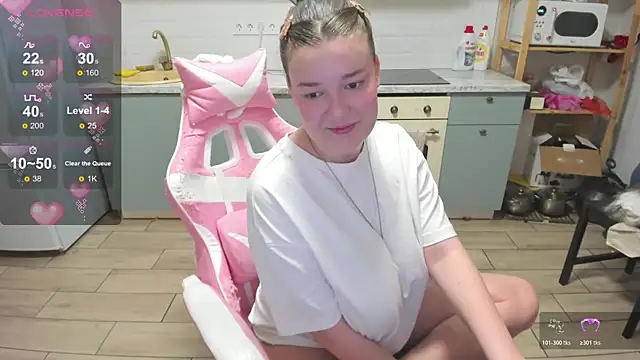 LinaElasm online show from 03-30-26, 11:28