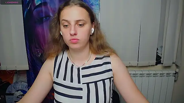 AmandaDimond  online show from 06-11-26, 12:35