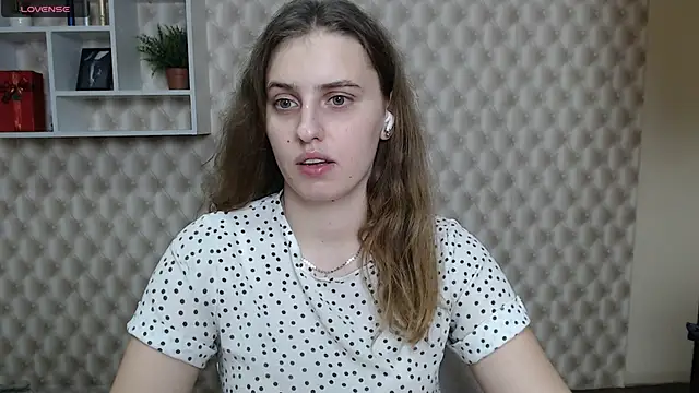 AmandaDimond  online show from 11-25-25, 12:16