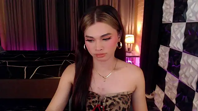 BigCockMaxineTS online show from 11-03-25, 08:12